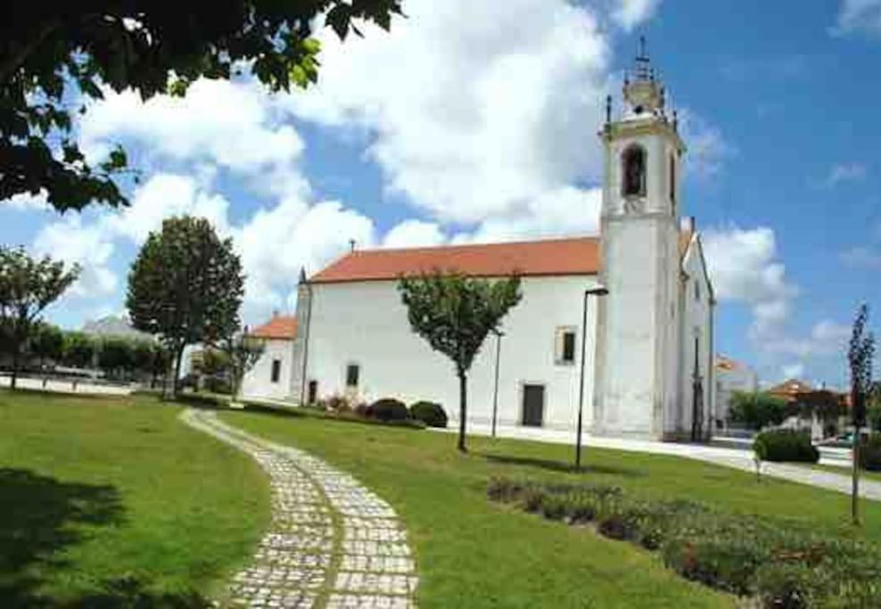 Moradia Alegre No Centro Da Vila Da Tocha. Esterno foto